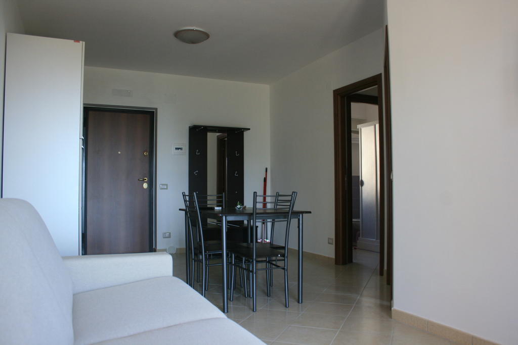 Al Boschetto Apartment สการีโอ ห้อง รูปภาพ