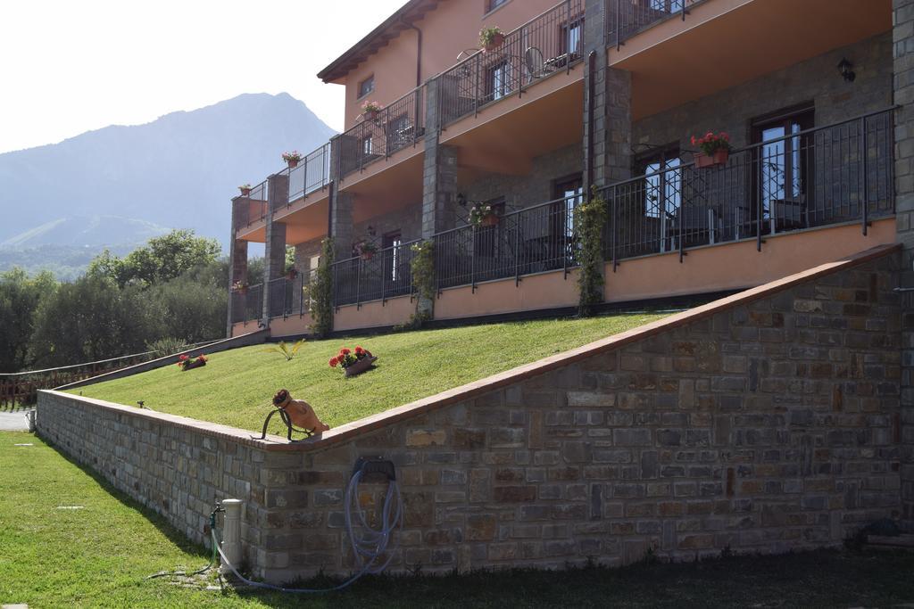 Al Boschetto Apartment สการีโอ ภายนอก รูปภาพ