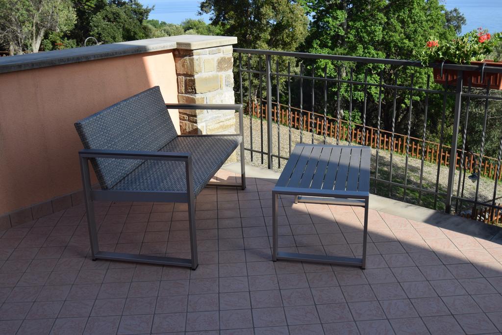 Al Boschetto Apartment สการีโอ ภายนอก รูปภาพ